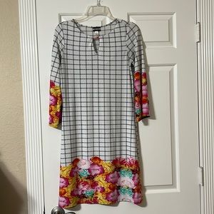 Haani dress size  Small with three-quarter length sleeves.